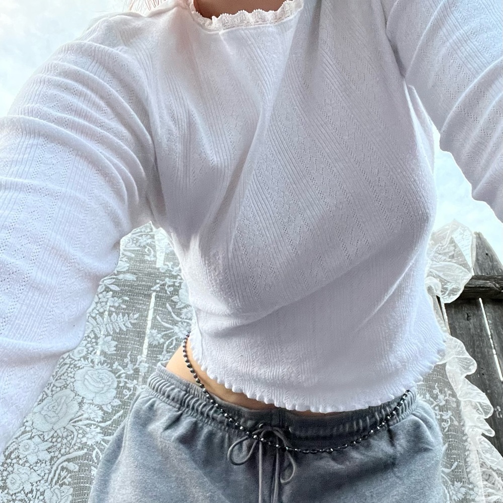 Cotton on sweater, size medium but fits more like a small, super soft